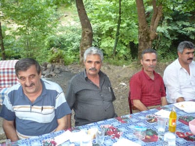 Karapürçekli Muhtarlar, İlçe Protokolüne Yemek Verdi