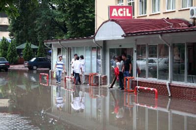 Sağanak Yağış Sakarya'yı Venedik'e Çevirdi