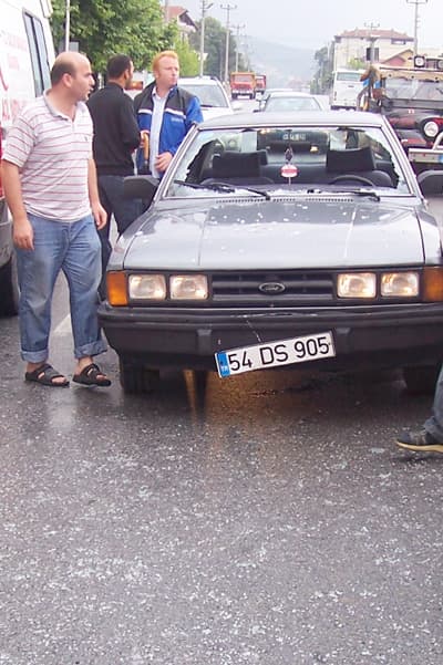 Hastane Önünde Trafik Kazası: 1 Yaralı 