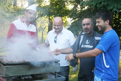 Sakaryaspor Mangal Partisi'nde Moral Depoladı 