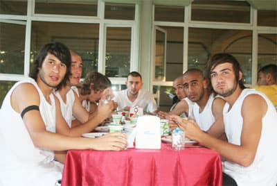 Sakaryaspor Mangal Partisi'nde Moral Depoladı 