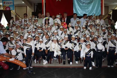 Erenler Belediyesi'nden Coşkulu Sünnet Şöleni