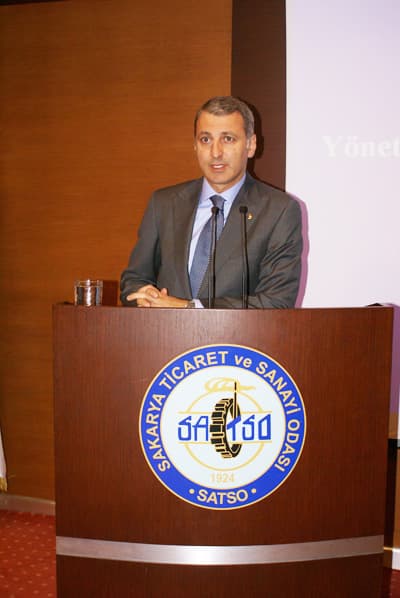 SATSO'dan Enes AYAZ'a Başarı Plaketi