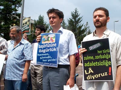 204. Başörtüsü Platformu