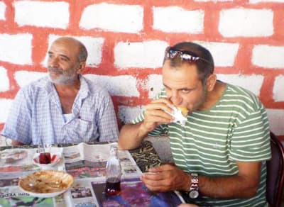 Memati Dostlarıyla Hasret Giderdi   