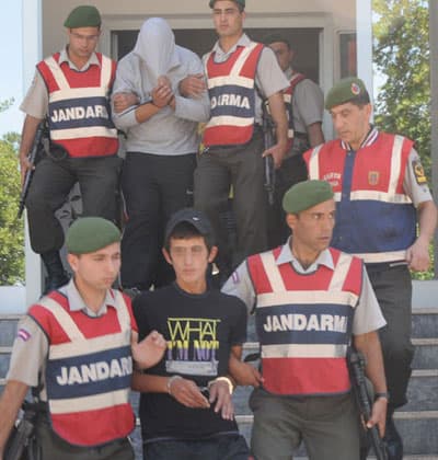 Önce Güvenlik Kamerasına Sonra Jandarmaya Yakalandılar