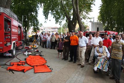 "Yaşadığımız O Büyük Felaket Hâlâ Yüreklerimizde"