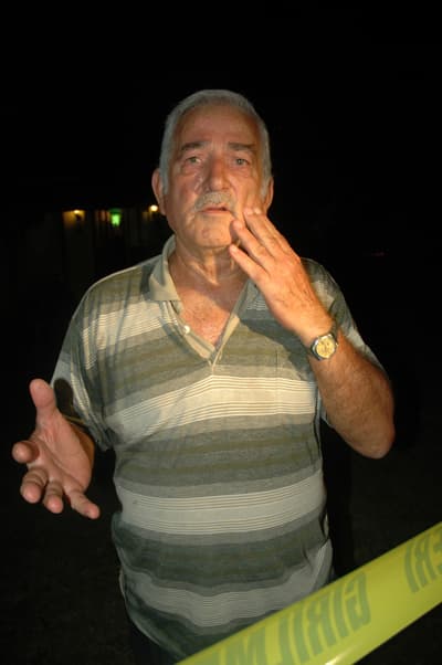 Bahçede Çay İçerken Boynundan Vuruldu