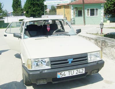 Otomobil Bisikletliye Çarptı: İki Yaralı
