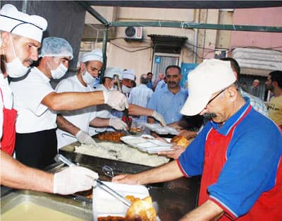 İftarlarını SAKVA ile Açıyorlar 