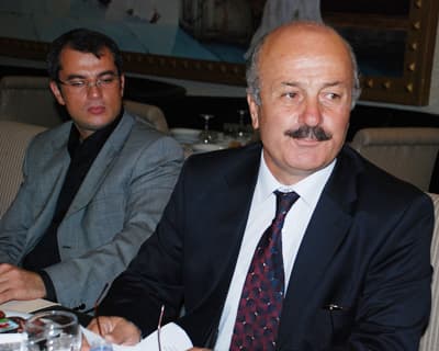 <p><font face="arial,helvetica,sans-serif" size="2">Fatih Koblay (Y&uuml;ksek Okul - Şirket M&uuml;d&uuml;r&uuml;)<br /></font><font face="arial,helvetica,sans-serif" size="2">Fikret Erdem (&Uuml;niversite - Avukat)<br /></font><font face="arial,helvetica,sans-serif" size="2">Fikri Arslan (Ortaokul - Nakliyeci)<br /></font><font face="arial,helvetica,sans-serif" size="2">Firdevs Pekşen (Lise - Şirket Y&ouml;neticisi)<br /></font><font face="arial,helvetica,sans-serif" size="2">G&ouml;khan Kobaş (Lise - Esnaf)<br /></font><font face="arial,helvetica,sans-serif" size="2">İsmail &Ouml;zt&uuml;rk&nbsp;&nbsp; (&Uuml;niversite - M&uuml;hendis)<br /></font><font face="arial,helvetica,sans-serif" size="2">Mehmet Burak Kapılı&nbsp;&nbsp; (&Uuml;niversite - Diş Hekimi)<br /></font><font face="arial,helvetica,sans-serif" size="2">Mehmet Yenig&uuml;n (Ortaokul - Esnaf)<br /></font><font face="arial,helvetica,sans-serif" size="2">Mesut Şakar (&Uuml;niversite - G&uuml;venlik Şirket Sahibi)<br /></font><font face="arial,helvetica,sans-serif" size="2">Mukadder Ertan (Ortaokul - Emekli)<br /></font><font face="Arial" size="2">Mustafa Amasyalı (Lise - Diş Teknikeri)<br /></font><font face="Arial" size="2">Mustafa Keser (Ortaokul - Mobilyacı)<br /></font><font size="2"><font face="Arial">Necmettin Kırık (Y&uuml;ksekokul - Bilgisayarcı)<br /></font><font face="Arial">Oktay Top&ccedil;u (&Uuml;niversite - Sigortacı)<br /></font></font><font face="Arial" size="2">Onur Başoğlu&nbsp;&nbsp; (Lise - Sanayici)<br /></font><font face="Arial" size="2">Orhan Bayburt (&Uuml;niversite - Avukat)<br /></font><font face="Arial" size="2">Semi T&uuml;rk (Ortaokul - Esnaf)<br /></font><font face="Arial" size="2">Semih &Ccedil;okay&nbsp;&nbsp; (Lise - Esnaf)<br /></font><font face="Arial" size="2">Semih U&ccedil;ar (&Uuml;niversite - İnşaat Y&uuml;ksek M&uuml;hendisi)&nbsp;&nbsp;&nbsp; <br /></font><font face="Arial" size="2">Sibel Hamzaoğlu (Lise - G&uuml;zellik Uzmanı)<br /></font><font face="Arial" size="2">Suat Pınar (Lise -&nbsp; İş&ccedil;i)<br /></font><font face="Arial" size="2">Tolga Mazak (Y&uuml;ksekokul -&nbsp;&nbsp;&nbsp; Kimyasal &Uuml;r&uuml;nler)&nbsp;&nbsp;<br /></font><font face="Arial" size="2">Yekta Tepe (Ortaokul - Esnaf)<br /></font><font size="2"><font face="arial,helvetica,sans-serif">Yıldız &Ouml;ziş (Ortaokul - Ev Hanımı)<br /></font><font face="arial,helvetica,sans-serif">Yunus G&uuml;&ccedil;ger (Ortaokul - &Ccedil;ift&ccedil;i)</font></font></p>