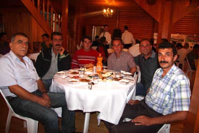 Hendek Belediyesi Personeli İftarda Bir Araya Geldi