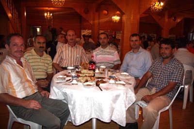 Hendek Belediyesi Personeli İftarda Bir Araya Geldi