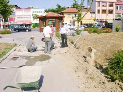 Akyazı Belediyesi, Daha Yeşil Çevre İçin Uğraşıyor