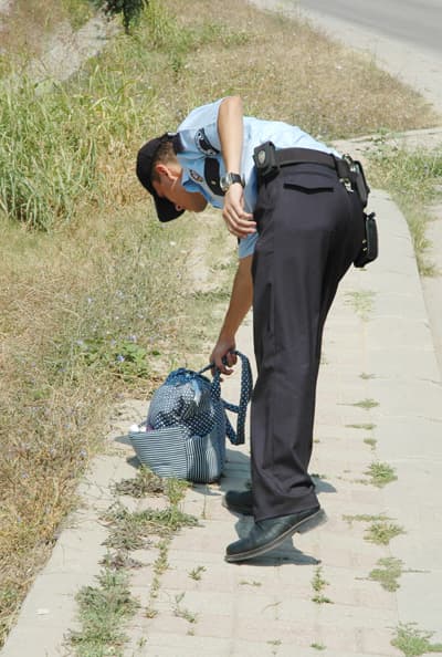 Unutkan Anne, Polisi Alarma Geçirdi