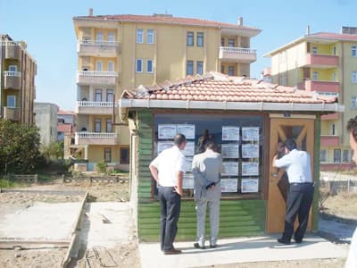 Karasu'da Kaçak Binalar Yıkılıyor