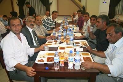 AK Parti Erenler İlçe Teşkilatından Geleneksel İftar!