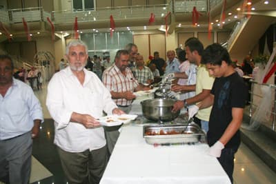 AK Parti Erenler İlçe Teşkilatından Geleneksel İftar!