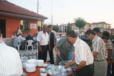 Hacıoğlu Mahallesi İftarda Buluştu