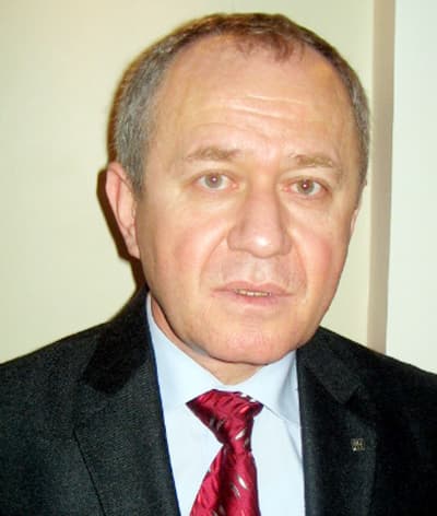 Elmas'ın Makalesi Sempozyumda!