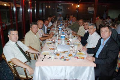Ticaretliler İftarda Buluştu
