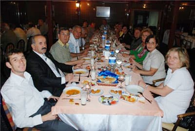 Ticaretliler İftarda Buluştu
