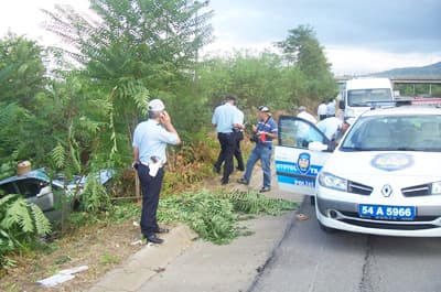 Kamyondan Düşen Parça, Az Daha Can Alıyordu