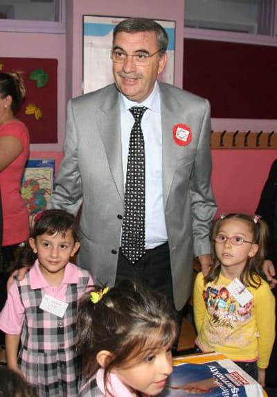 Başkan Toçoğlu 21 Haziran İlköğretim Okulu'ndaydı
