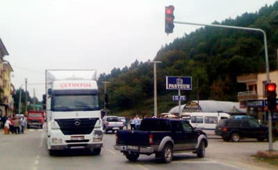 Sapanca'da Trafik Kazası: 1 Yaralı