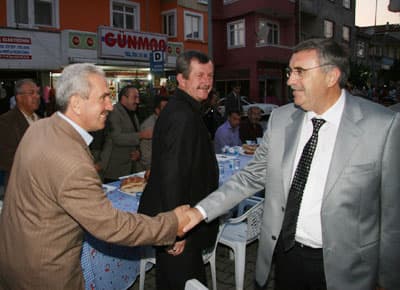 Toçoğlu, Milletvekilleri İle İftara Katıldı