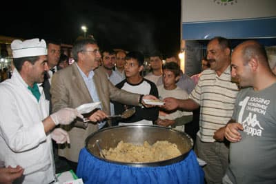 Sakarya'da Kadir Gecesi Coşkusu