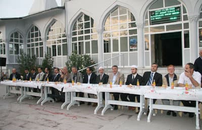 Toçoğlu, Akyazı Belediyesi İftarına Katıldı