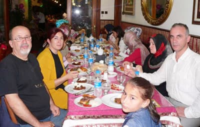 Hacı Bekir, Yetimleri Unutmadı