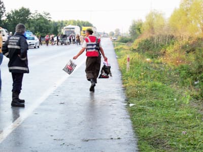 Akyazı'da Faciadan Kıl Payı Kurtarıldılar: 19 Yaralı