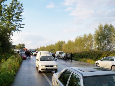Akyazı'da Faciadan Kıl Payı Kurtarıldılar: 19 Yaralı