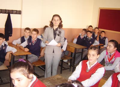 Mezun Olduğu Okula 15 Yıl Sonra Geri Döndü