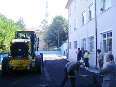 Öğrencilerin Asfalt Sevinci