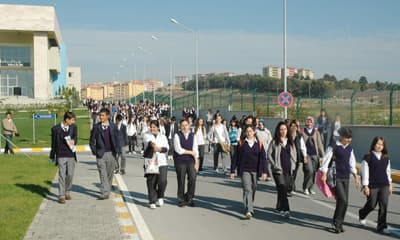 Sakarya Valiliği Bugün Ana Baba Günü!