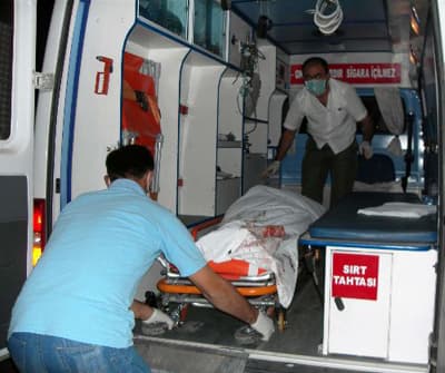 Kamyon Motosikletle Çarpıştı: 1 Ölü, 1 Yaralı