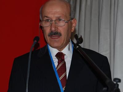 Binalar, Bilgisizlik ve Denetimsizlikten Yıkılıyor