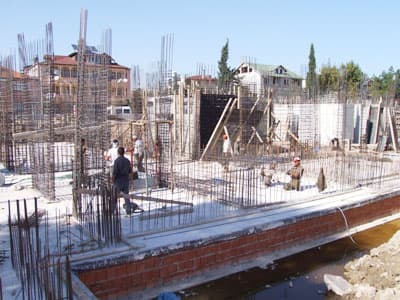 2000 Öğrenci Prefabrikten Kurtulacak