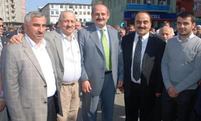 Zavandikli Mustafa Hoca'yı Yüzbinler Uğurladı