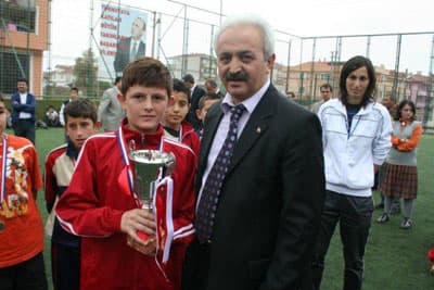 Şampiyon Yücel Ballık