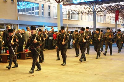 Hendek'te Şehitlerimiz Rahmetle Anıldı
