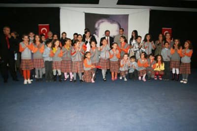 Yücel Ballık İlköğretim Okulu'nda Bayram Coşkusu Vardı 
