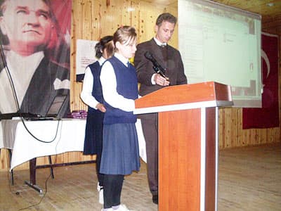 Şehrimizde Kızılay Haftası Etkinlikleri Sürüyor