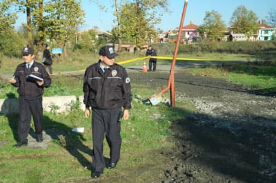 Sapanca'da Patlamamış El Bombası Bulundu