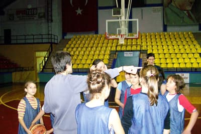 Onların Amacı: Bayan Basketbolunu Ayaklandırmak!