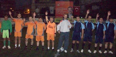 Bu Kez Futbol Oynayanlar Öğrenciler Değil Öğretmenler!