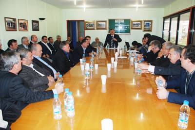 Sakarya VİB; Seyhan Azder&#8217;e Emanet